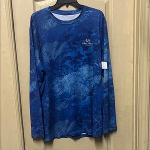 Realtree Men's Deep Blue Long Sleeve Tee
